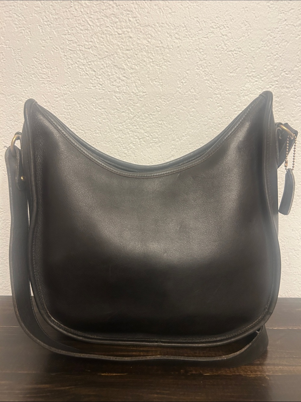 Coach Vintage Beckett Black Leather Zip Shoulder Bag #E4D-9920 made in USA 1994